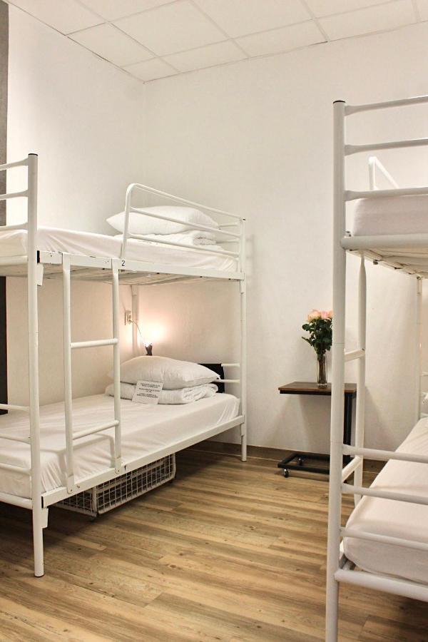Warsaw Hostel Centrum Private Rooms & Dorms Luaran gambar
