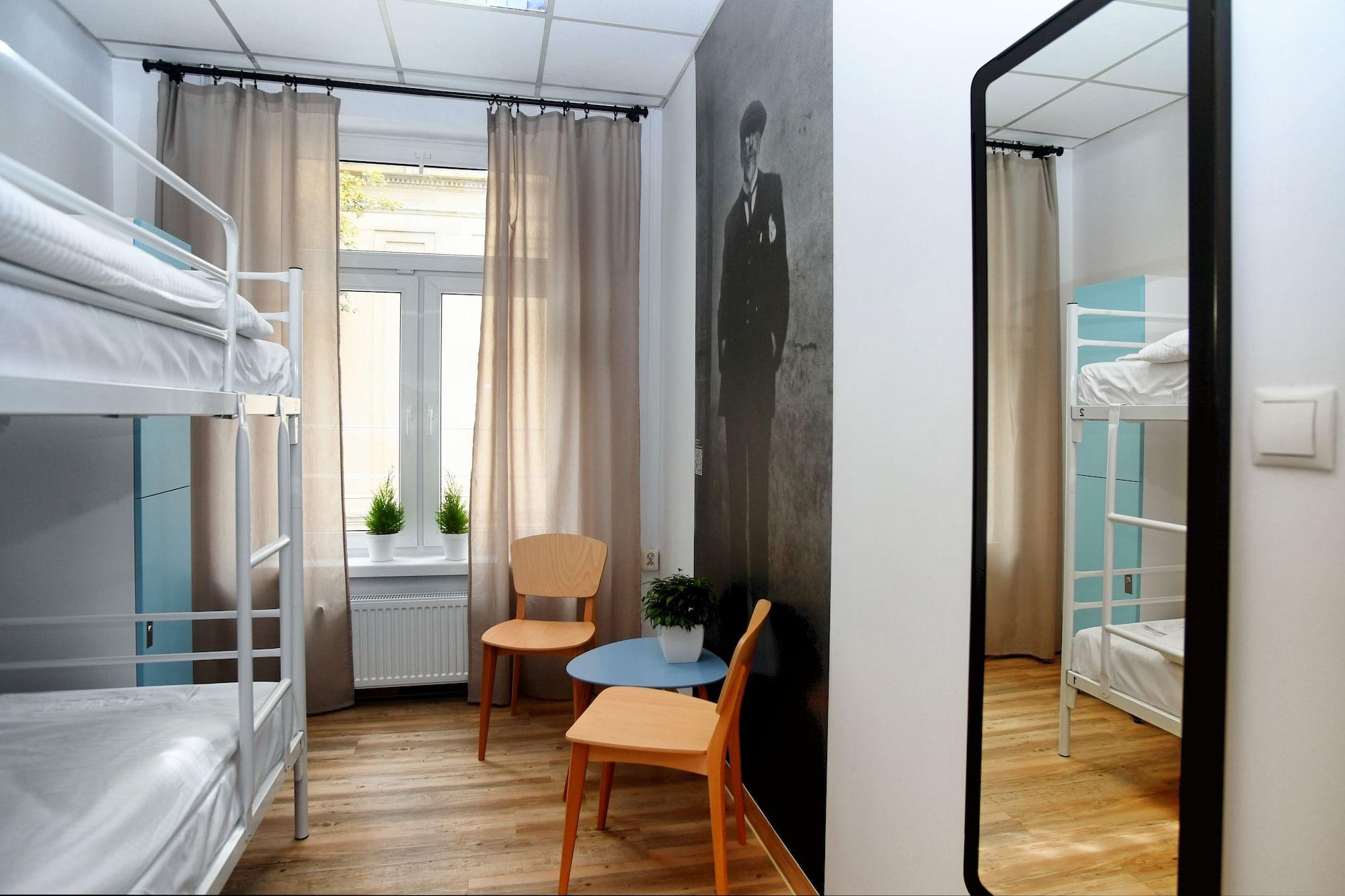 Warsaw Hostel Centrum Private Rooms & Dorms Luaran gambar