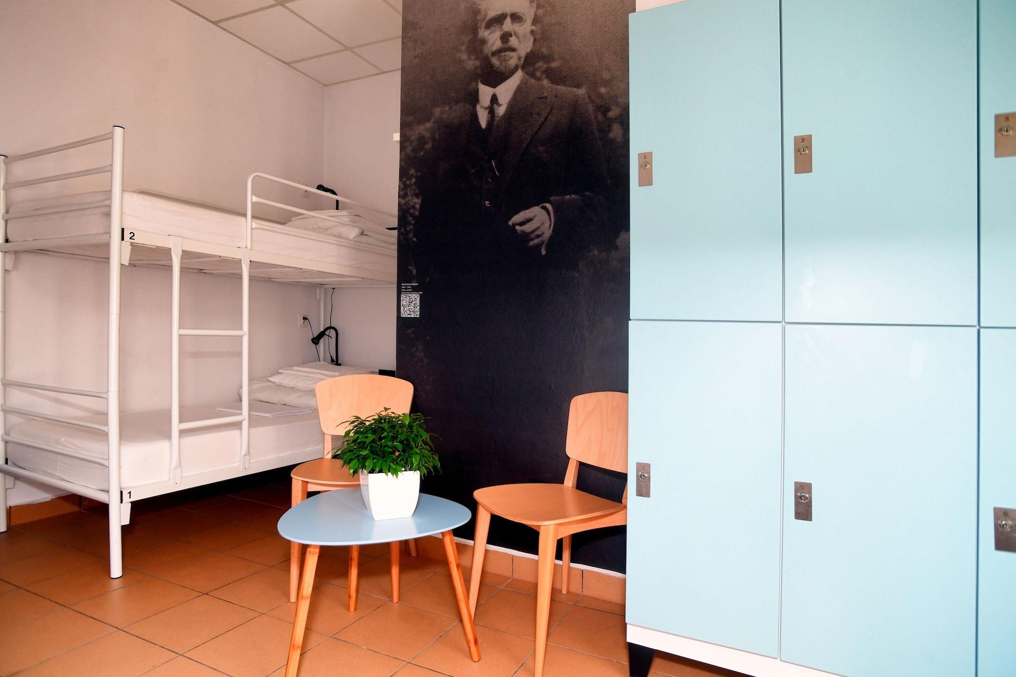 Warsaw Hostel Centrum Private Rooms & Dorms Luaran gambar