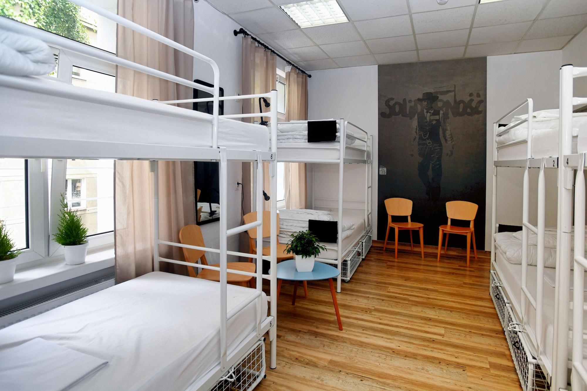 Warsaw Hostel Centrum Private Rooms & Dorms Luaran gambar