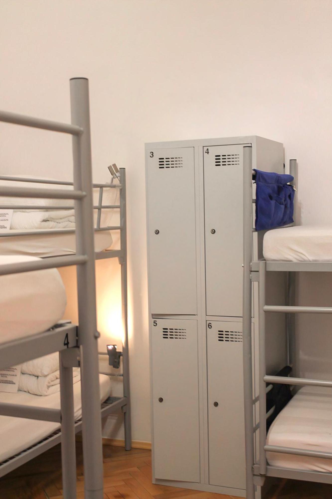 Warsaw Hostel Centrum Private Rooms & Dorms Luaran gambar