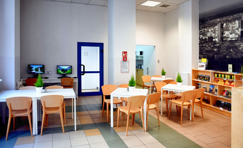 Warsaw Hostel Centrum Private Rooms & Dorms Luaran gambar